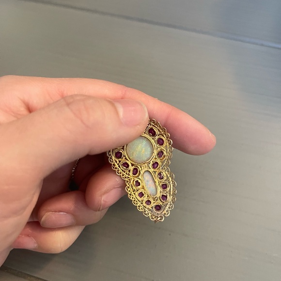 Opal and ruby pendant - Picture 3 of 3